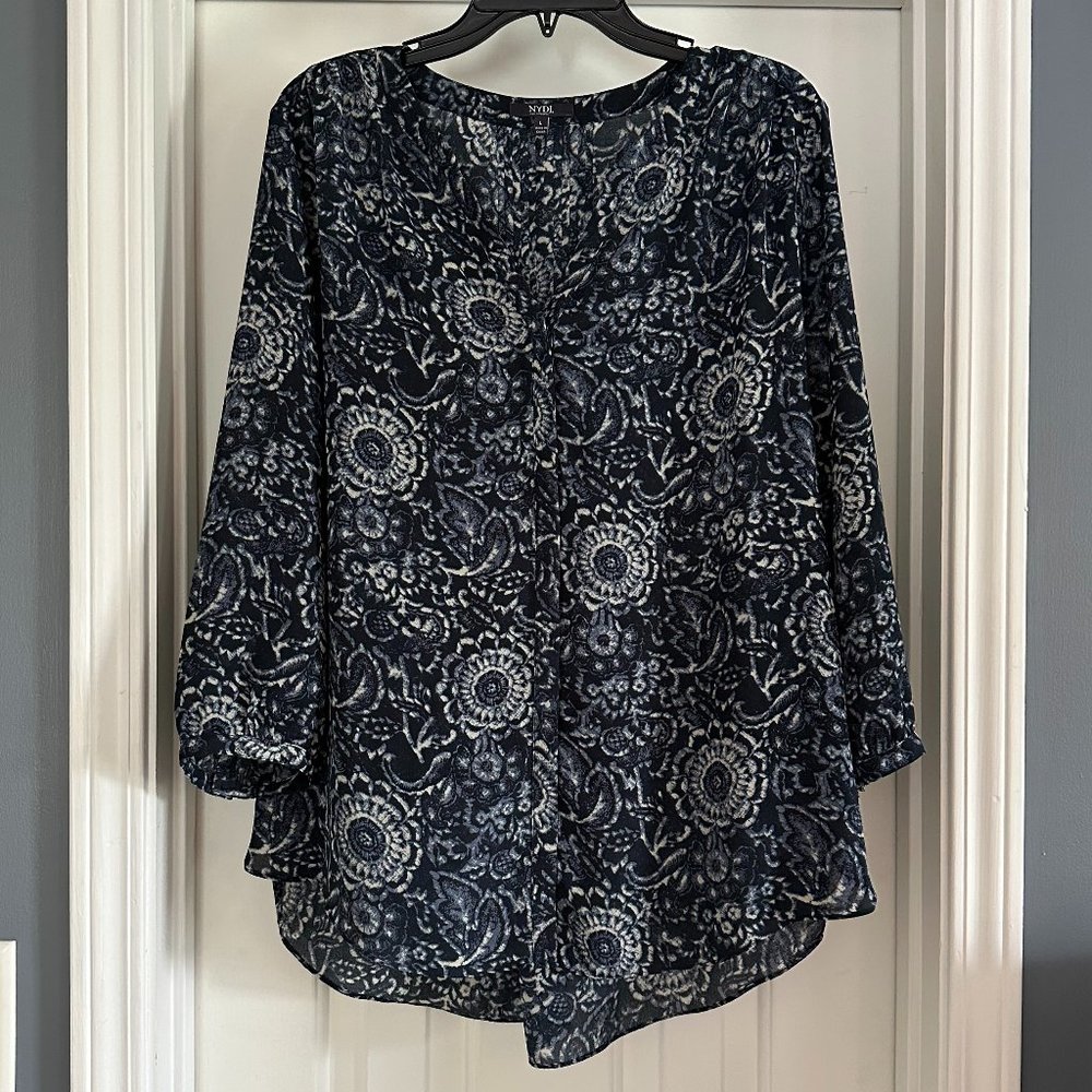 NYDJ Patterned Blue Tunic Size L 3/4 Sleeve